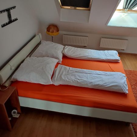 Larix Apartman シャールヴァール エクステリア 写真